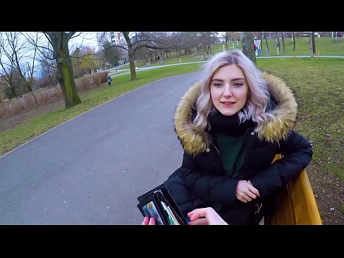 ❤️ Swallows sperma e nxehtë e një të huaji për para - blowjob në park nga Eva Elfie Seks në sq.fuckmymac.ru ❌